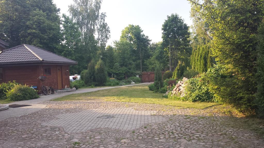 Kwiatowa Zagroda Bialowieza Bagian luar foto